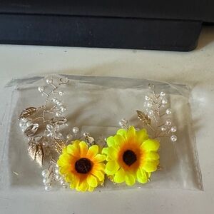 Yellow Floral Hair Accessory